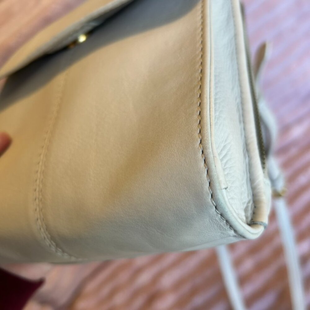 American Leather Crossbody Bag RFID Small Lightweight Travel Purse - Picture 7 of 16